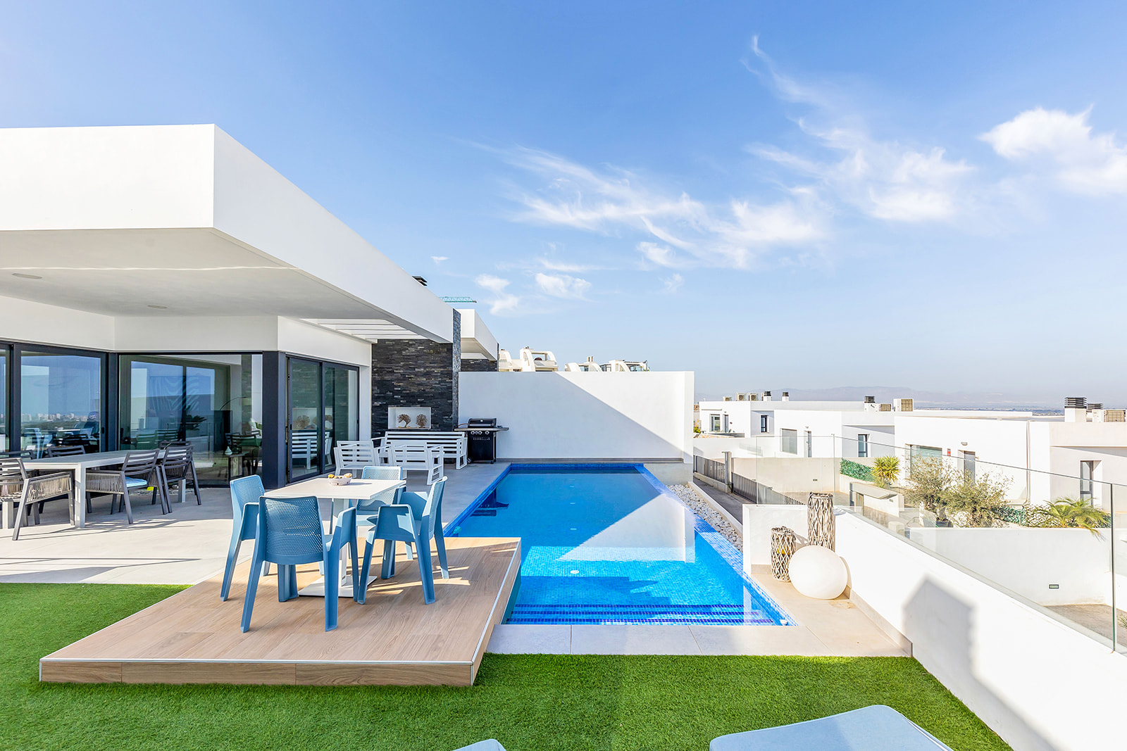 For sale - 3 Bedroom 3 Bathroom Villa in Ciudad Quesada -  - Alicante