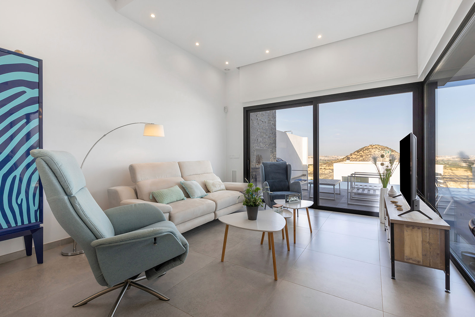 For sale - 3 Bedroom 3 Bathroom Villa in Ciudad Quesada -  - Alicante