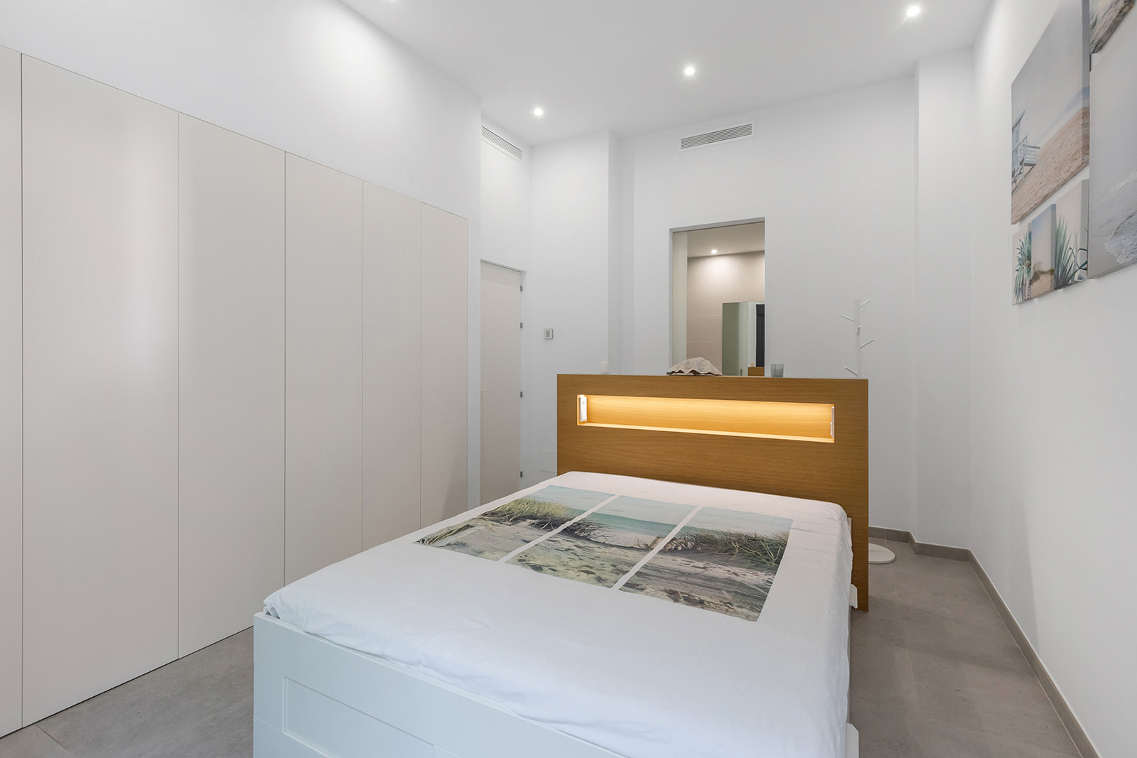 For sale - 3 Bedroom 3 Bathroom Villa in Ciudad Quesada -  - Alicante