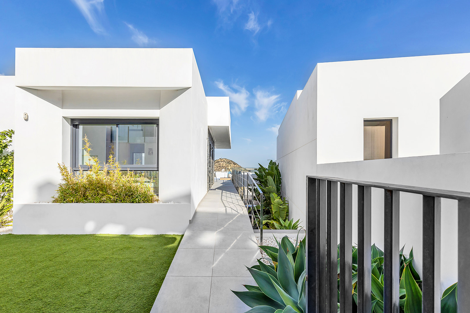 For sale - 3 Bedroom 3 Bathroom Villa in Ciudad Quesada -  - Alicante