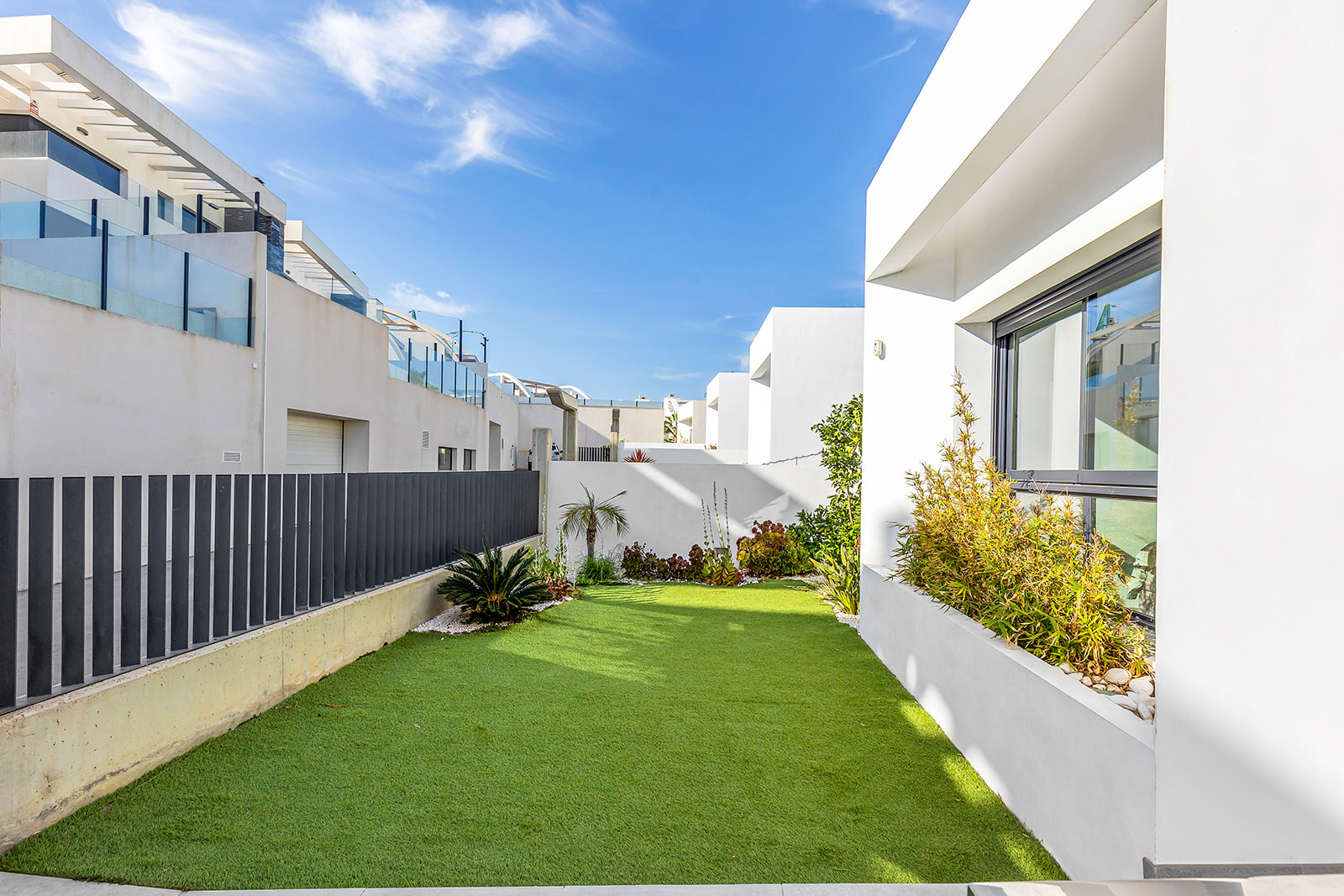 For sale - 3 Bedroom 3 Bathroom Villa in Ciudad Quesada -  - Alicante