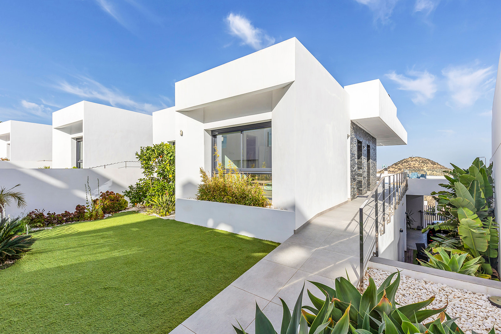 For sale - 3 Bedroom 3 Bathroom Villa in Ciudad Quesada -  - Alicante