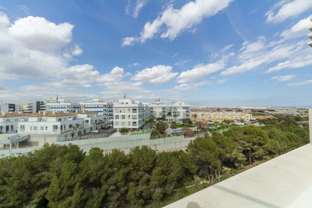 For sale - 3 Bedroom 2 Bathroom Apartment - Penthouse in Orihuela - Los Dolses  - Alicante