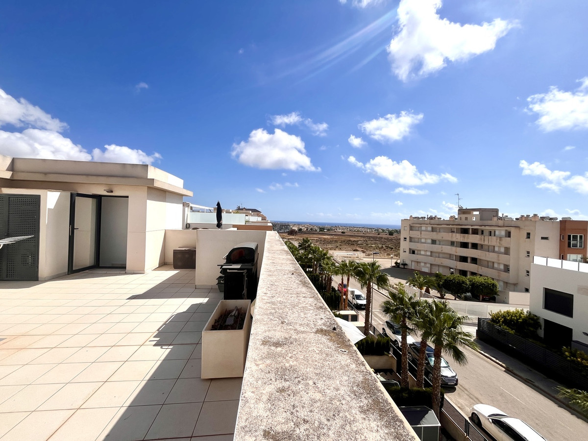 For sale - 3 Bedroom 2 Bathroom Apartment - Penthouse in Orihuela - Los Dolses  - Alicante
