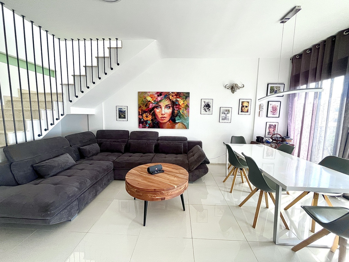 For sale - 3 Bedroom 2 Bathroom Apartment - Penthouse in Orihuela - Los Dolses  - Alicante