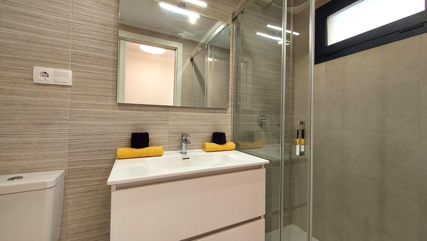 For sale - 2 Bedroom 2 Bathroom Penthouse in San Miguel de Salinas - Pueblo  - Alicante