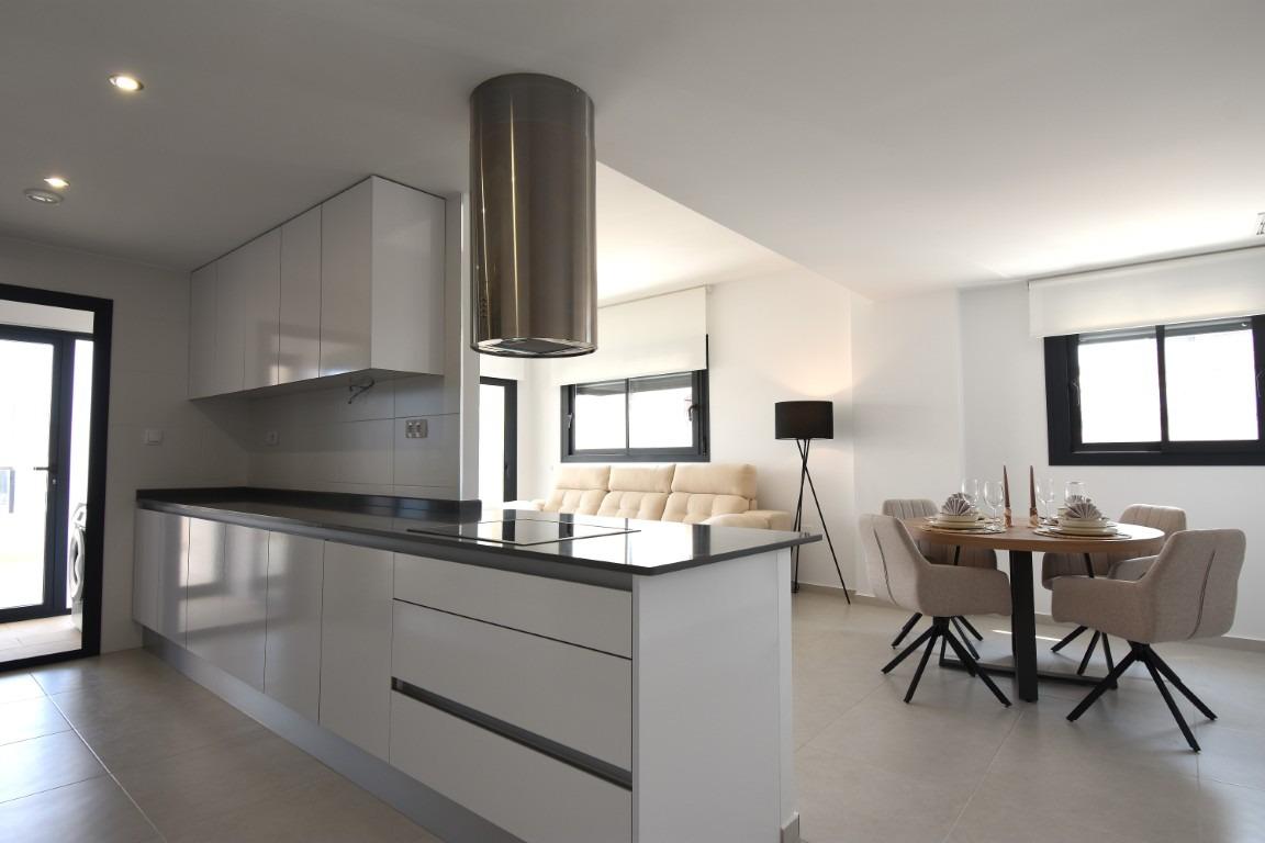 For sale - 3 Bedroom 2 Bathroom Apartment in San Miguel de Salinas - Pueblo  - Alicante