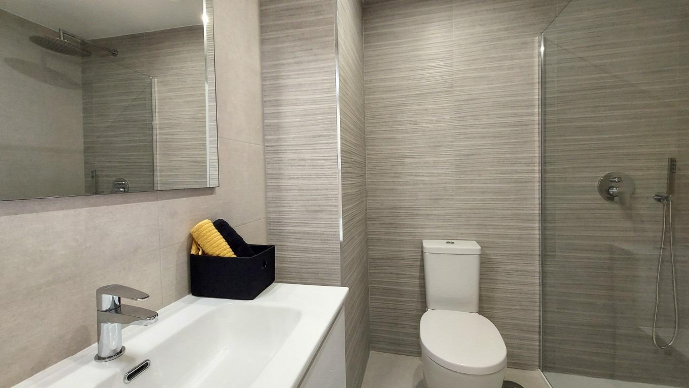 For sale - 3 Bedroom 2 Bathroom Apartment in San Miguel de Salinas - Pueblo  - Alicante