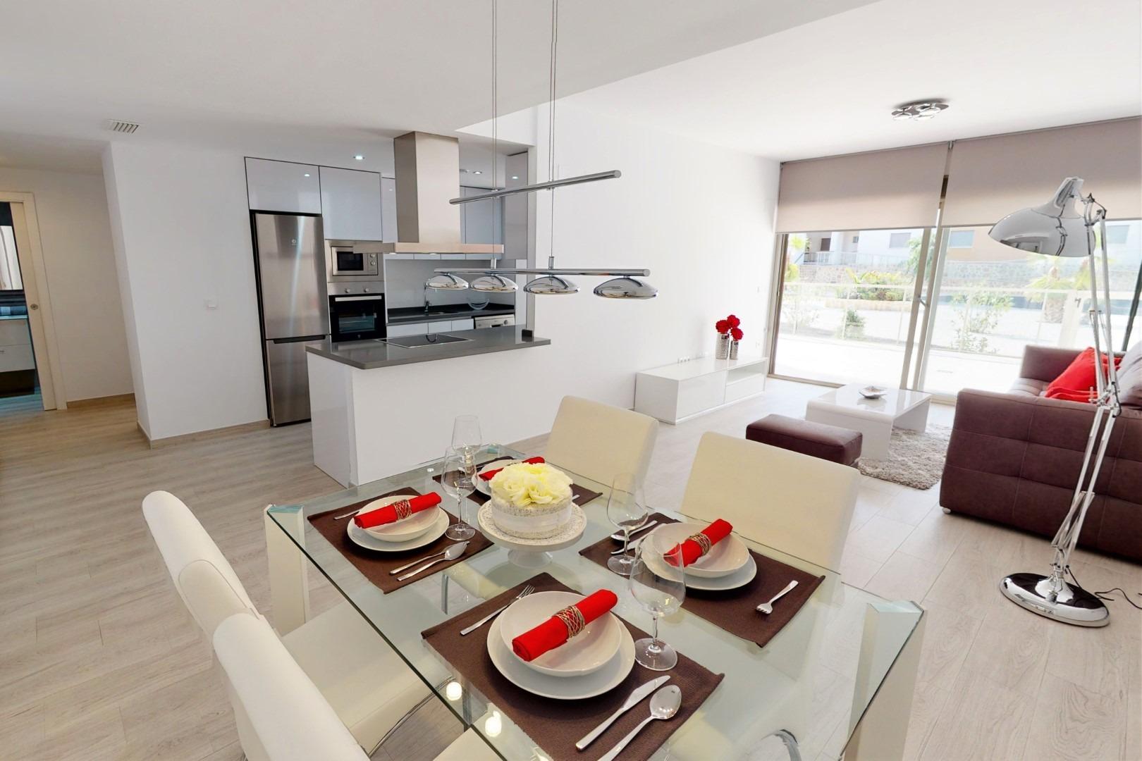 For sale - 3 Bedroom 2 Bathroom Apartment in San Miguel de Salinas - Pueblo  - Alicante