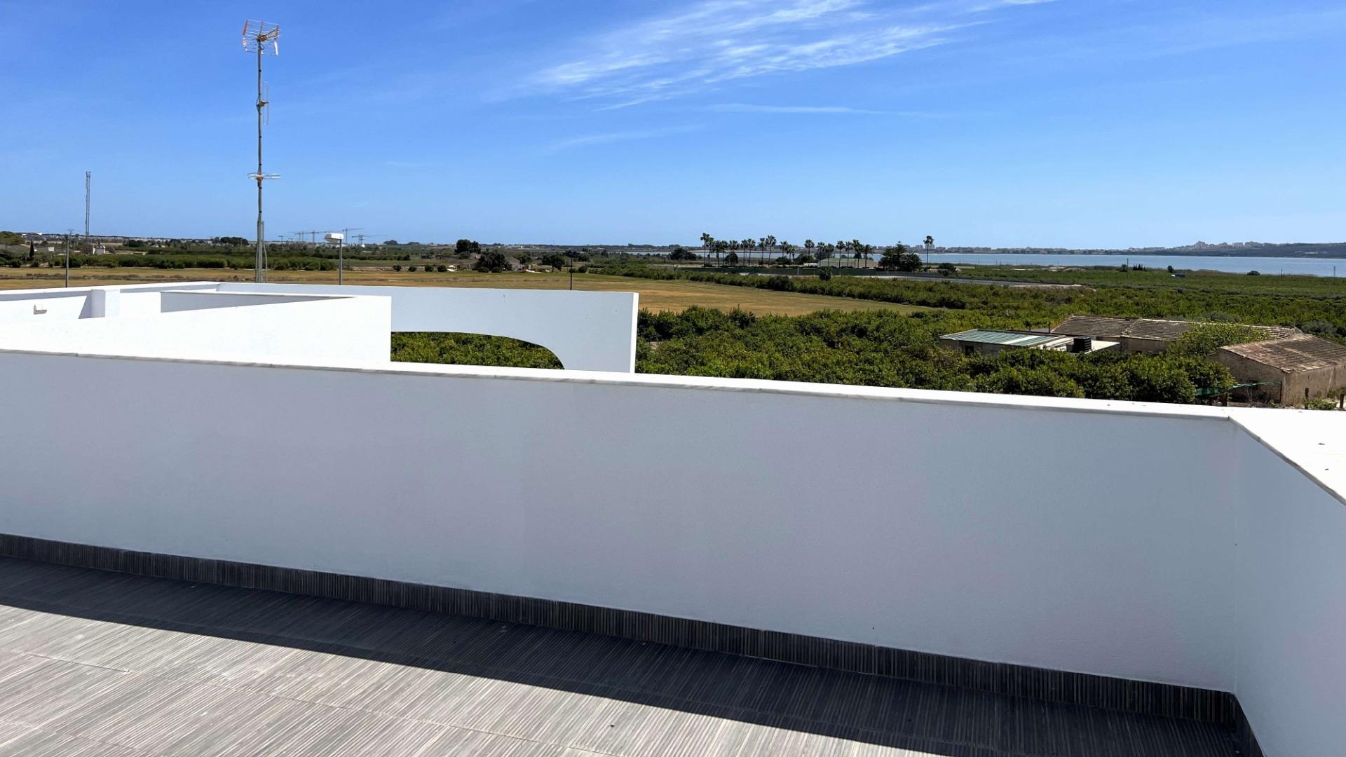 For sale - 3 Bedroom 3 Bathroom Villa in Rojales - Ciudad Quesada  - Alicante