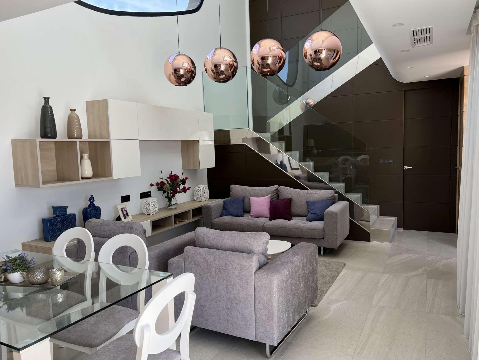 For sale - 3 Bedroom 3 Bathroom Villa in Rojales - Ciudad Quesada  - Alicante