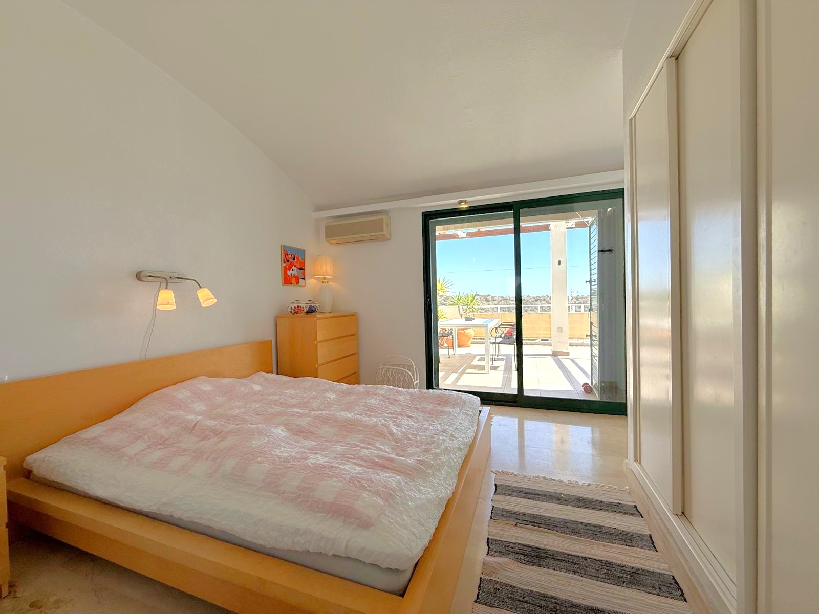 For sale - 3 Bedroom 3 Bathroom Top Floor Apartment Villamartin - Las Ramblas Golf Resort - Alicante