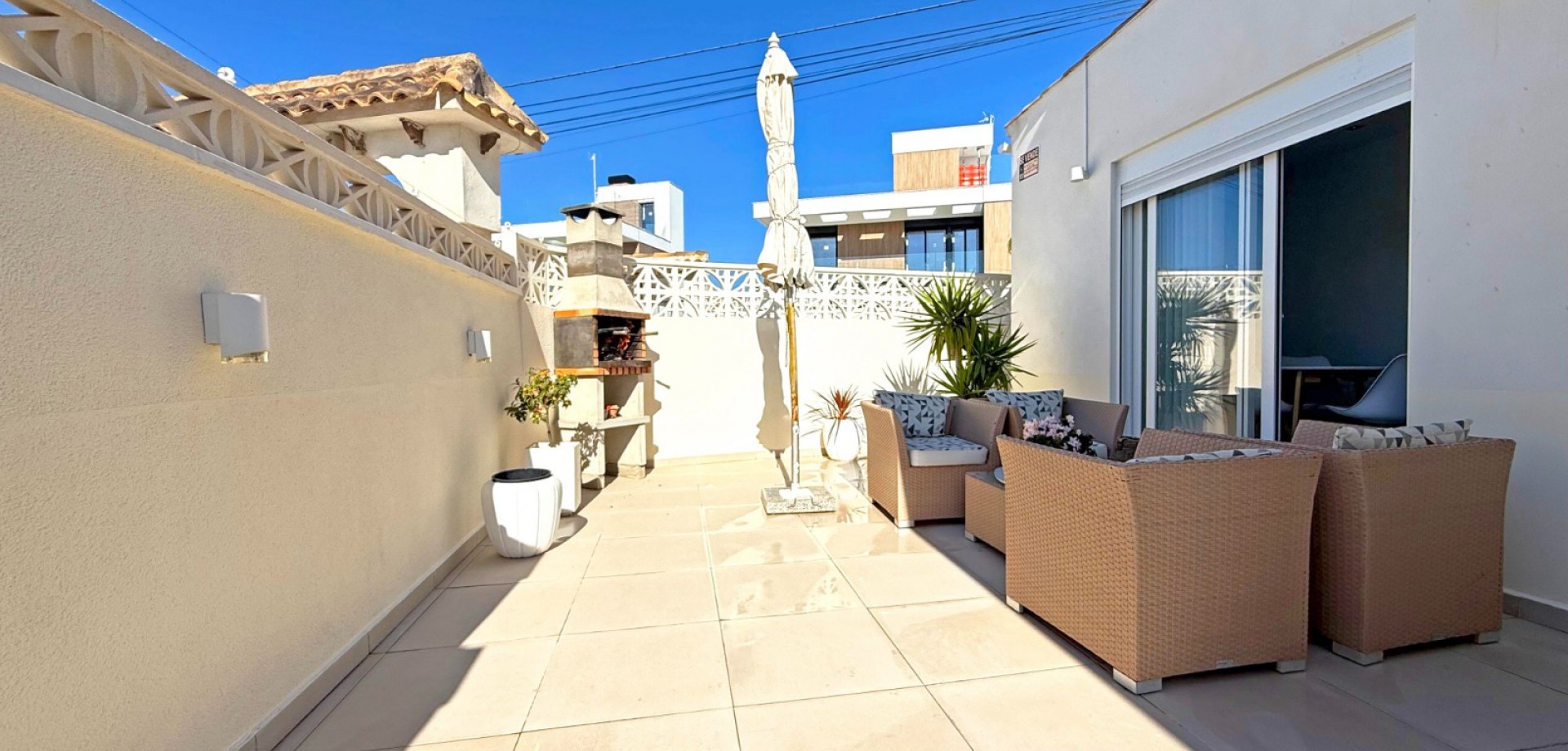 For sale - 2 Bedroom 1 Bathroom Apartment in Torrevieja - Torrelamata - La Mata  - Alicante