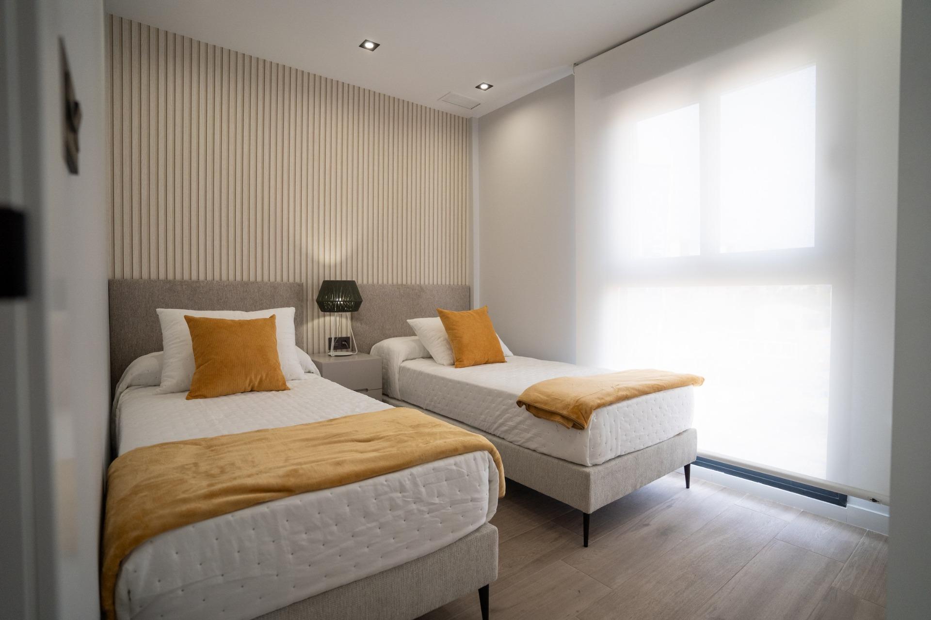 For sale - 2 Bedroom 2 Bathroom Bungalow in Pilar de La Horadada - pueblo  - Alicante