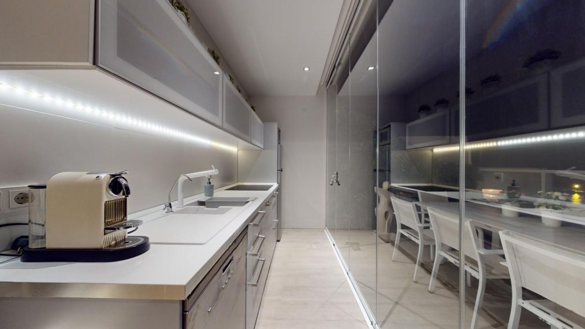 For sale - 3 Bedroom 4 Bathroom apartment in Villajoyosa -  - Alicante