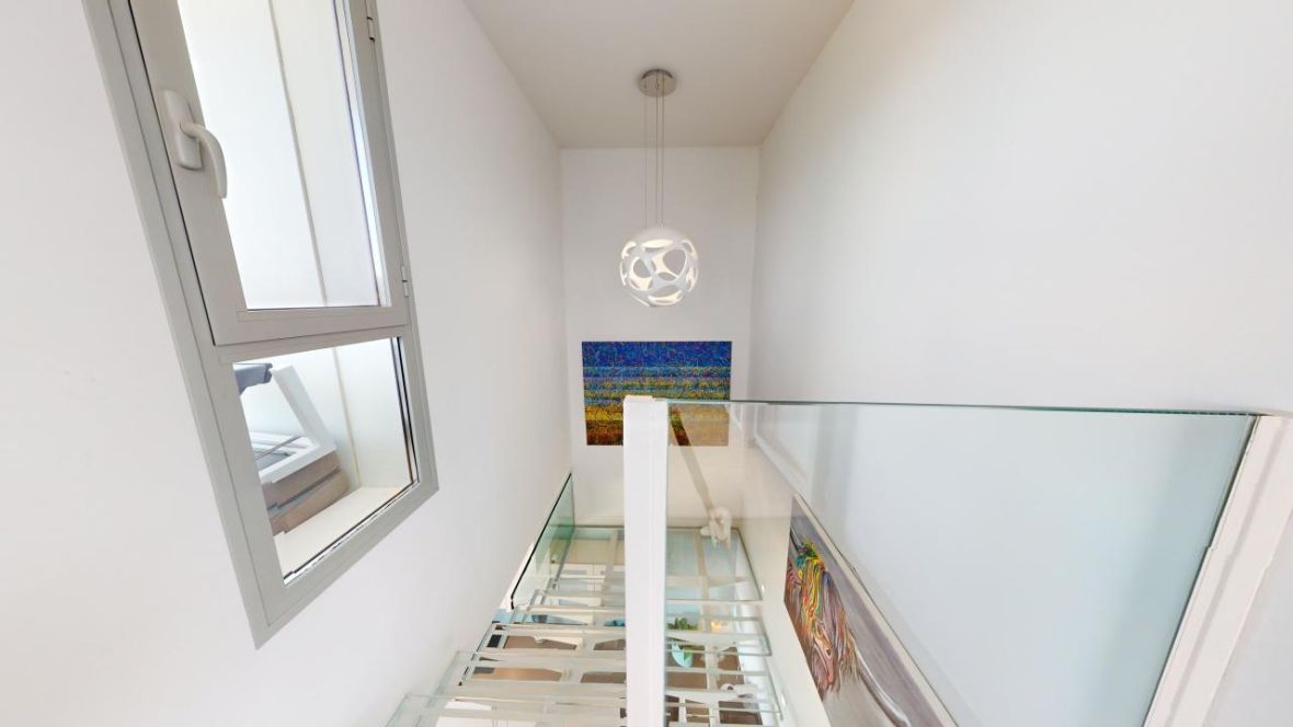 For sale - 3 Bedroom 4 Bathroom apartment in Villajoyosa -  - Alicante