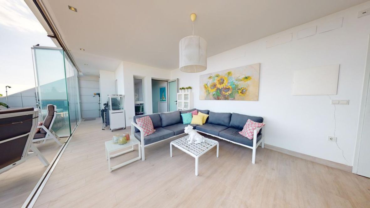 For sale - 3 Bedroom 4 Bathroom apartment in Villajoyosa -  - Alicante