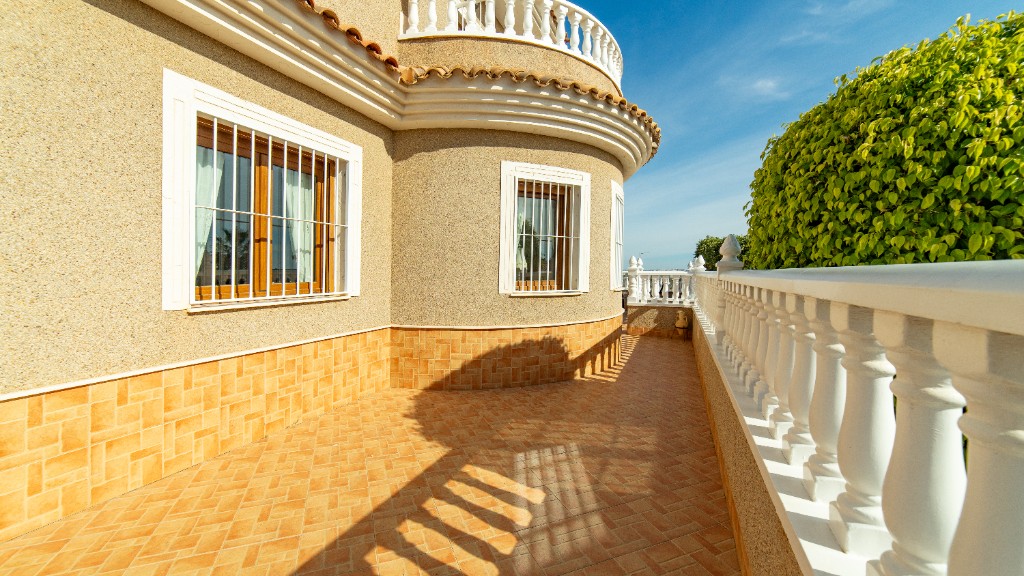 For sale - 2 Bedroom 2 Bathroom Villa in Los Altos - Los Altos  - Alicante
