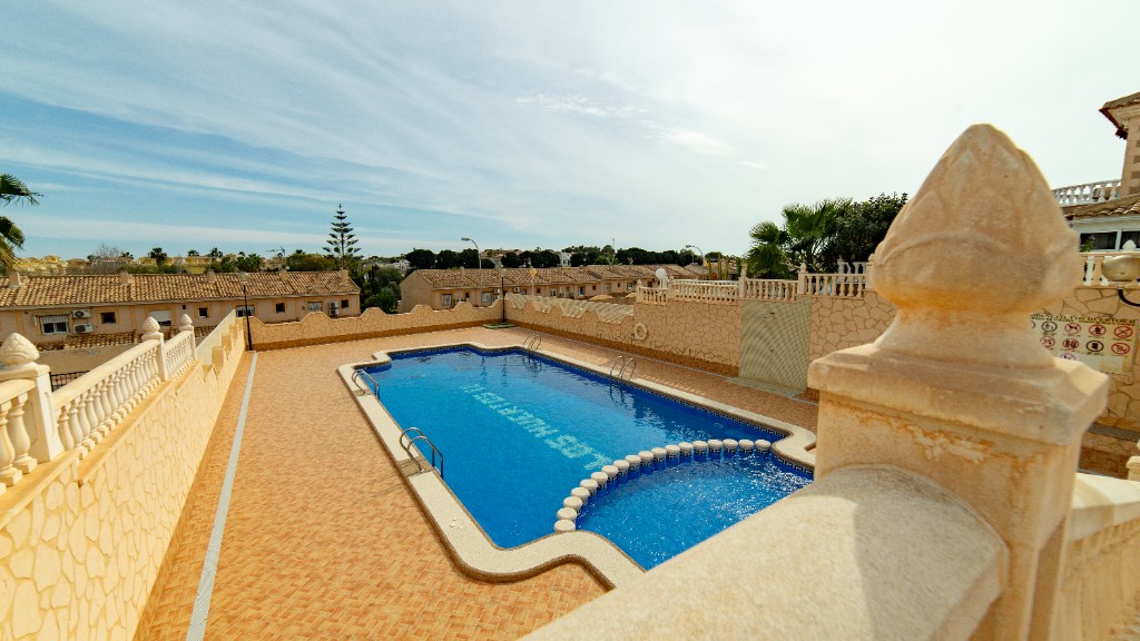 For sale - 2 Bedroom 2 Bathroom Villa in Los Altos - Los Altos  - Alicante