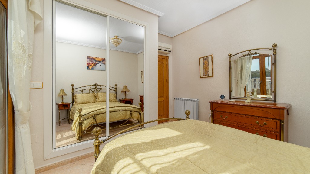 For sale - 2 Bedroom 2 Bathroom Villa in Los Altos - Los Altos  - Alicante