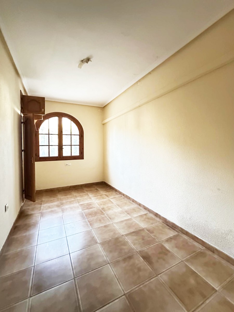 For sale - 3 Bedroom 3 Bathroom Townhouse in Orihuela Costa - La Zenia  - Alicante