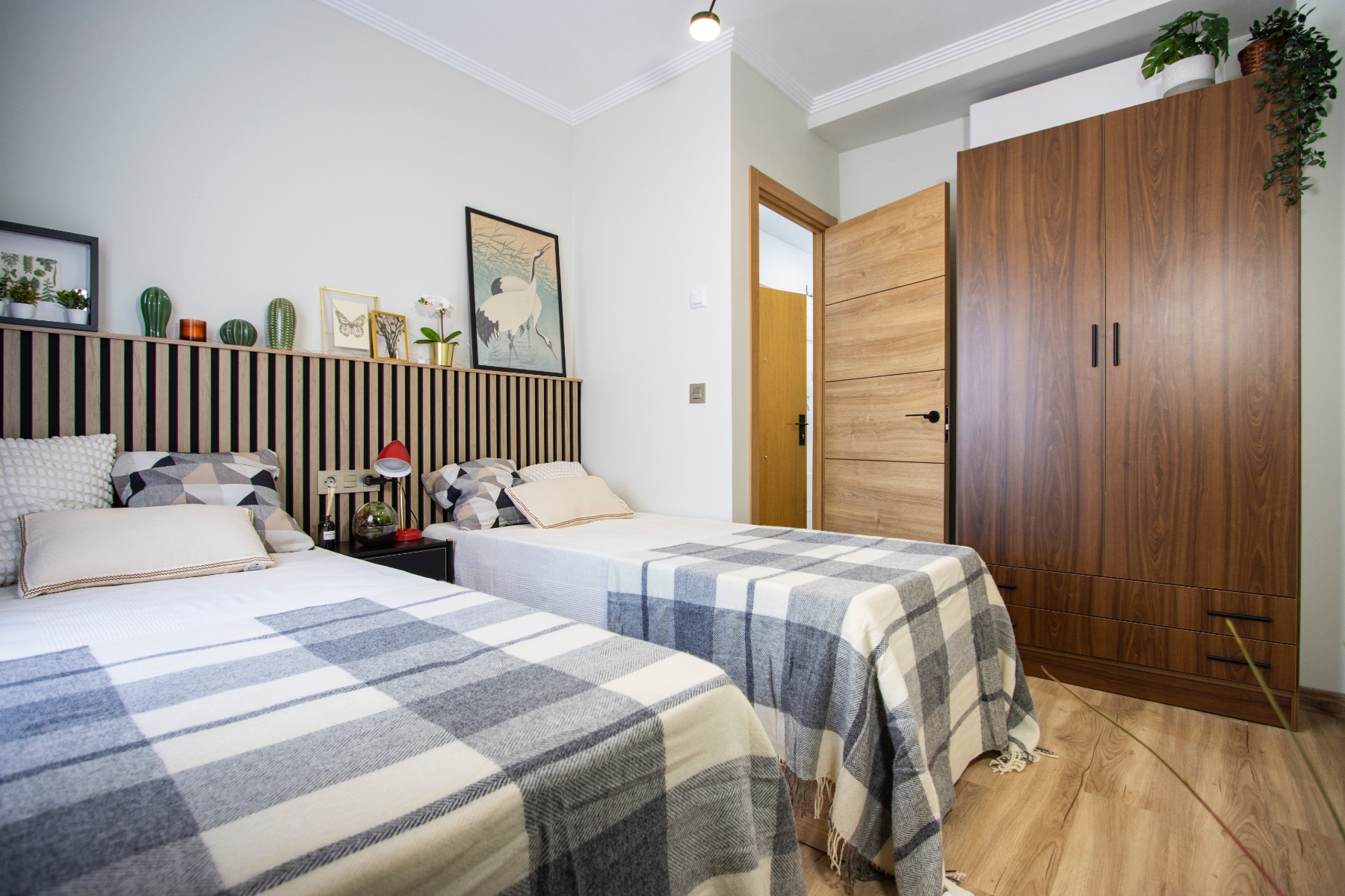 For sale - 2 Bedroom 1 Bathroom Apartment in Torrevieja - Centro  - Alicante