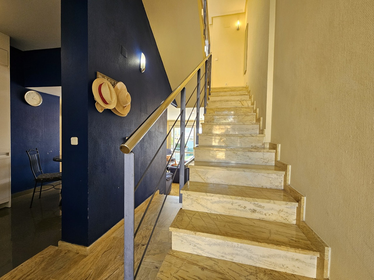 Sold - 3 Bedroom 3 Bathroom Detached Villa in Cabo Roig - Cabo Roig  - Alicante