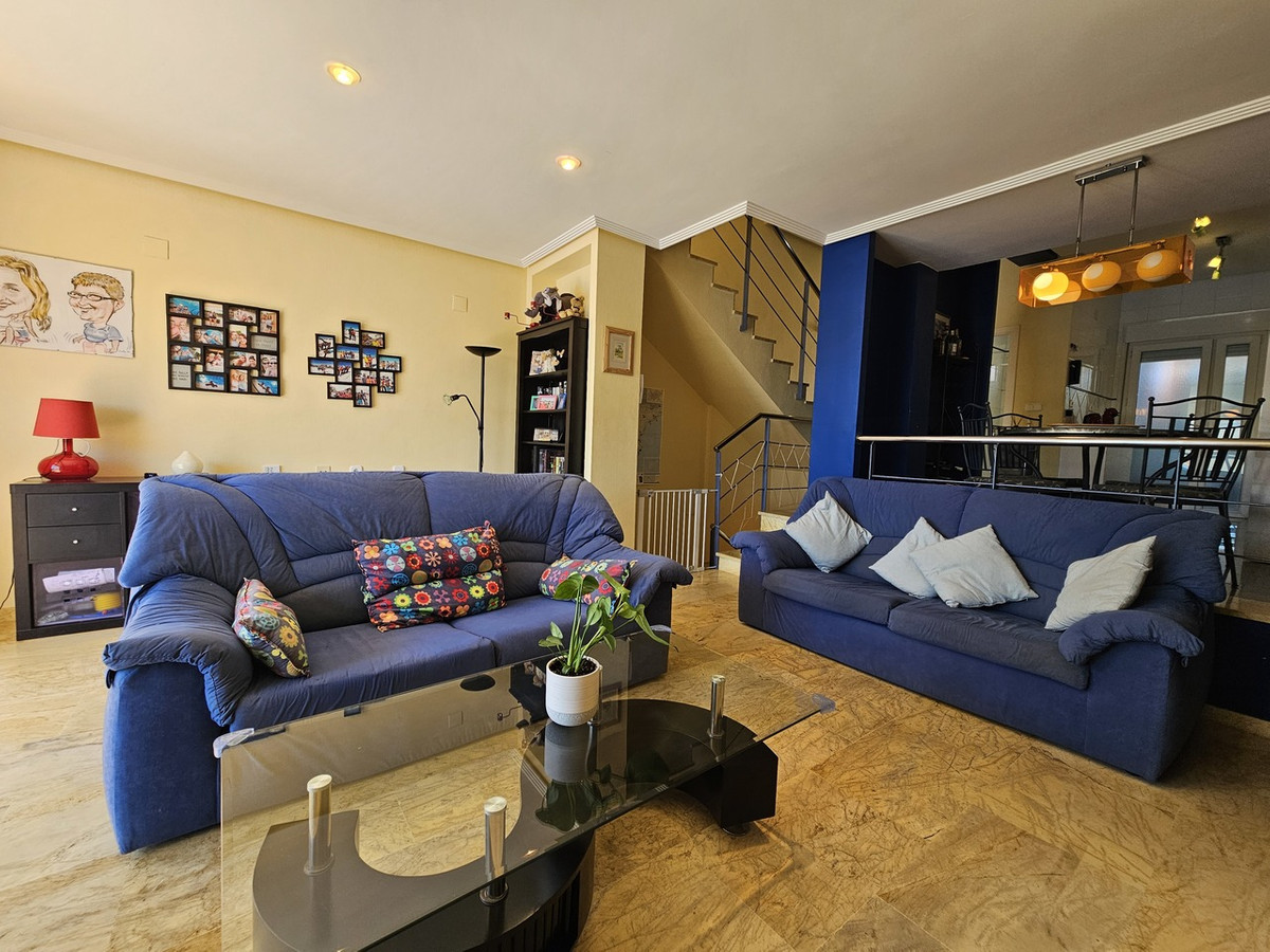 Sold - 3 Bedroom 3 Bathroom Detached Villa in Cabo Roig - Cabo Roig  - Alicante