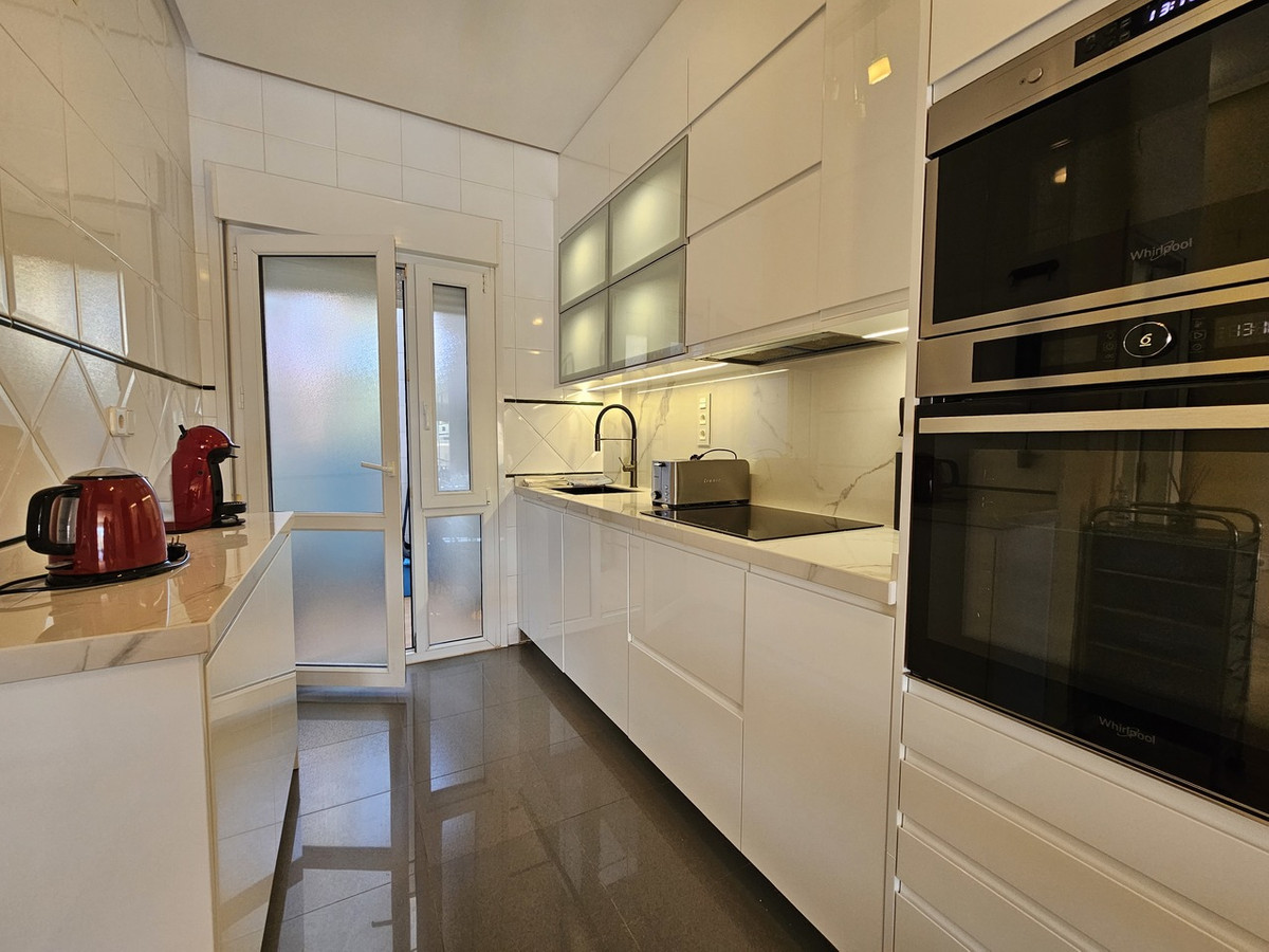 Sold - 3 Bedroom 3 Bathroom Detached Villa in Cabo Roig - Cabo Roig  - Alicante