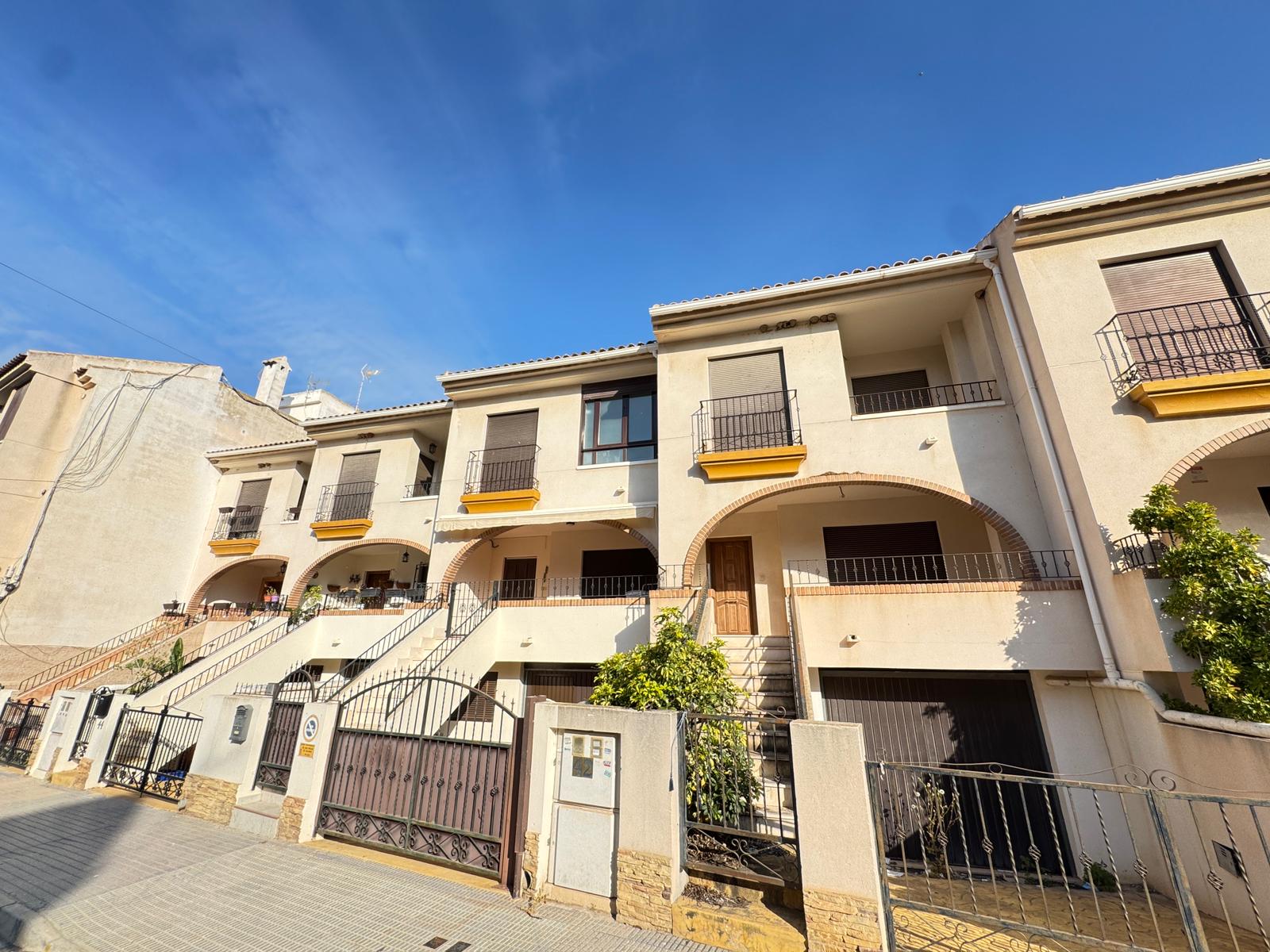 For sale - 3 Bedroom 2 Bathroom Townhouse in San Miguel De Salinas - , San Miguel De Salinas, Alicante, Spain - Alicante
