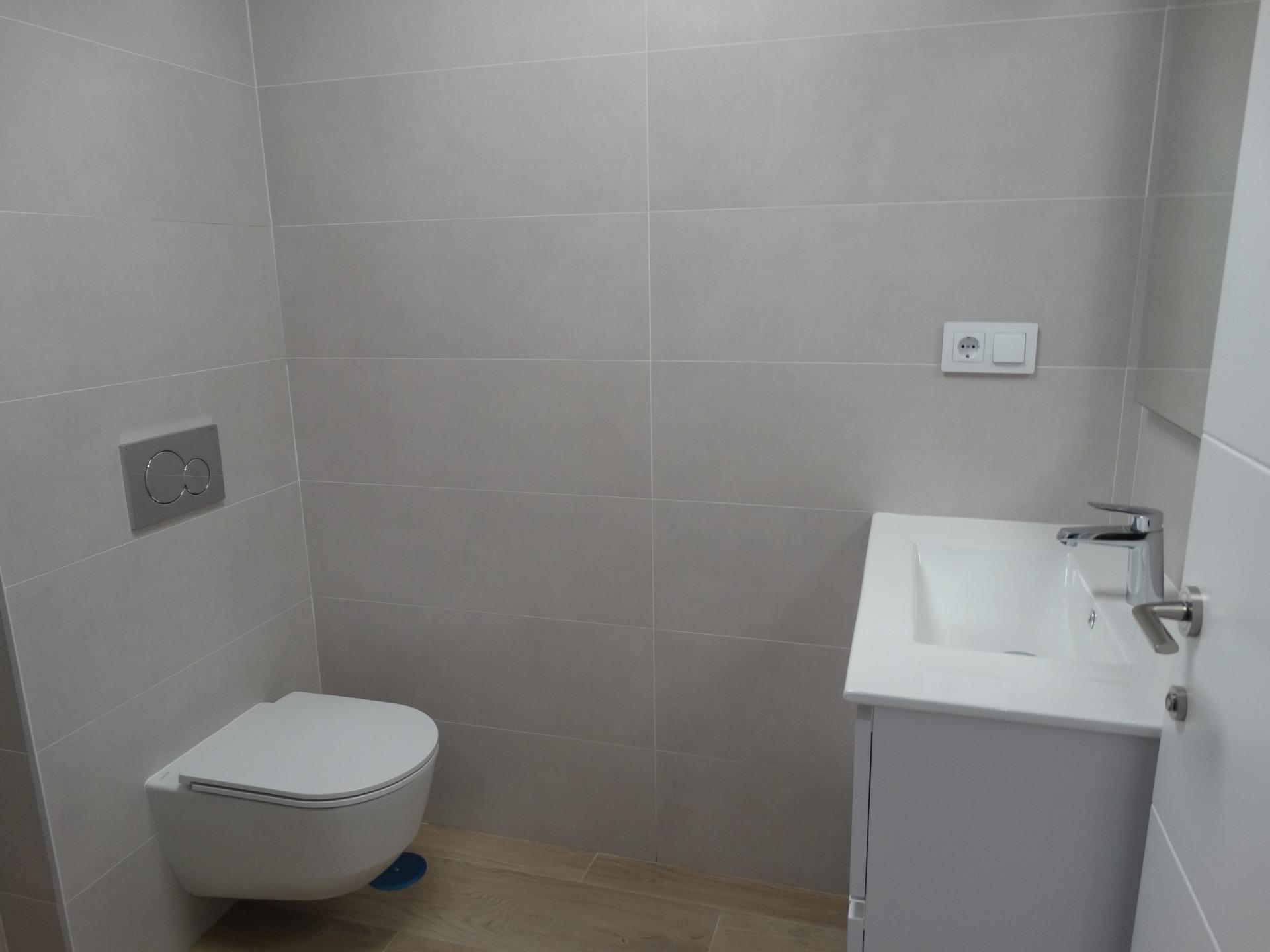For sale - 3 Bedroom 2 Bathroom Bungalow in Pilar de La Horadada - pueblo  - Alicante