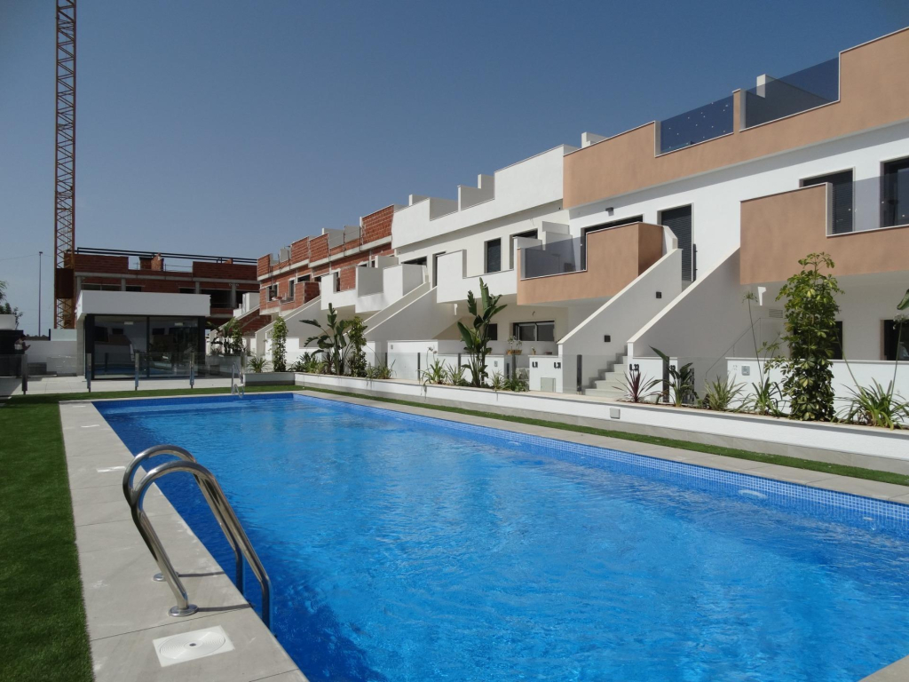 3 Bedroom 2 Bathroom Bungalow in Pilar de La Horadada