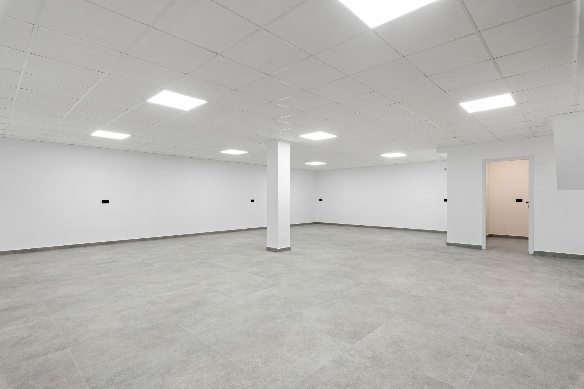 For sale - 4 Bedroom 4 Bathroom Villa in Orihuela Costa - La Zenia  - Alicante