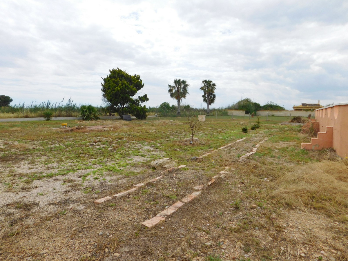 For sale - 3 Bedroom 2 Bathroom House - Detached Villa in Dolores - Dolores Centro  - Alicante