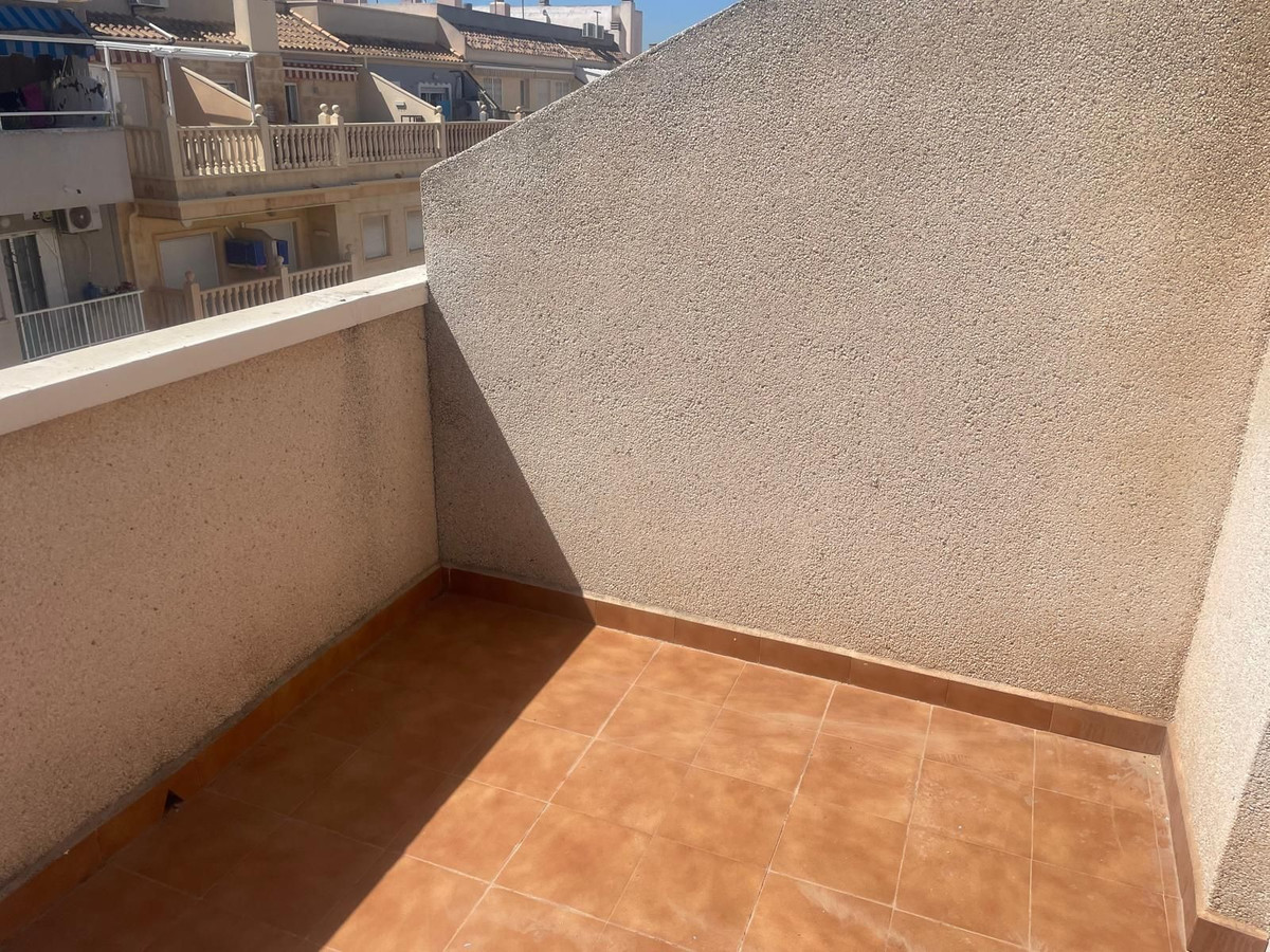 Sold - 2 Bedroom 1 Bathroom Apartment - Penthouse in Torrevieja - Torrevieja Centro  - Alicante