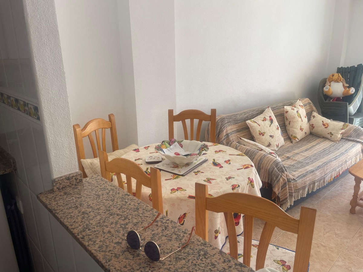 Sold - 2 Bedroom 1 Bathroom Apartment - Penthouse in Torrevieja - Torrevieja Centro  - Alicante