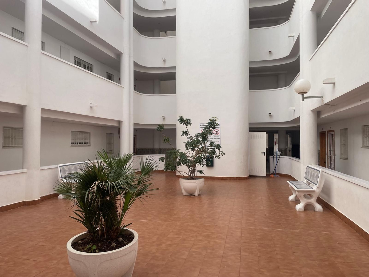 Sold - 2 Bedroom 1 Bathroom Apartment - Penthouse in Torrevieja - Torrevieja Centro  - Alicante