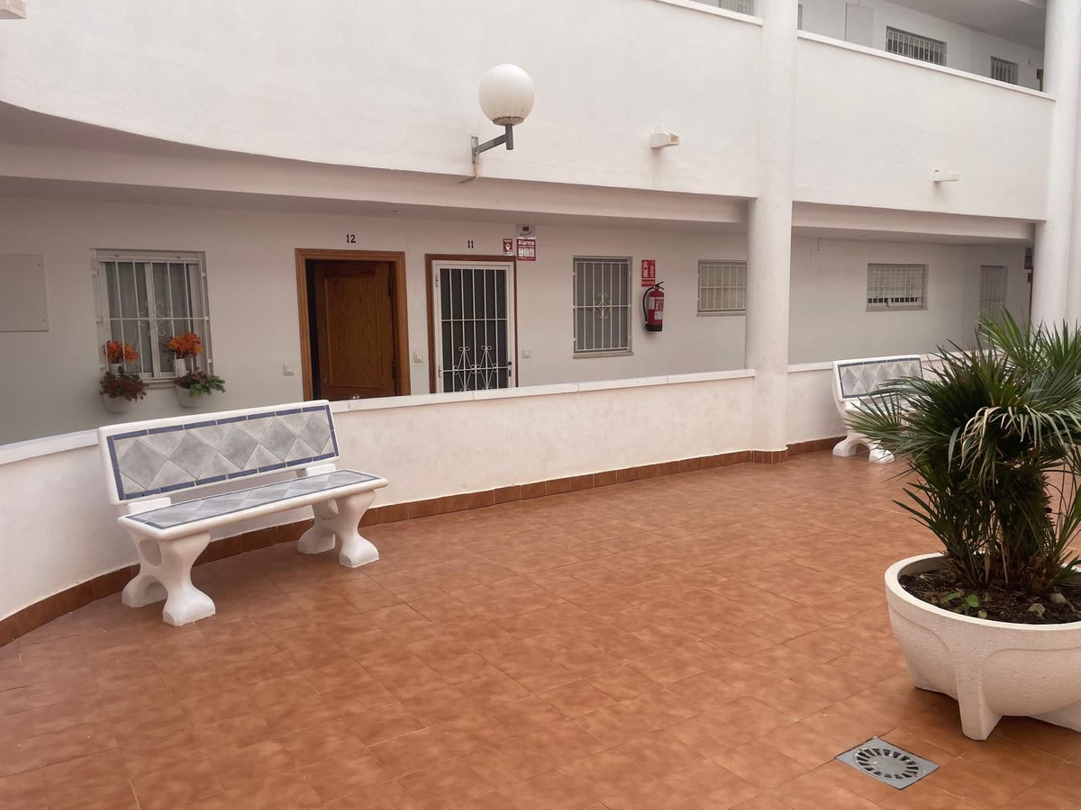 Sold - 2 Bedroom 1 Bathroom Apartment - Penthouse in Torrevieja - Torrevieja Centro  - Alicante