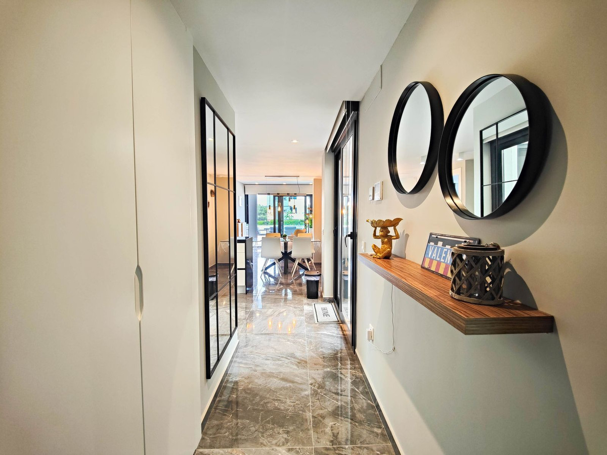 Sold - 2 Bedroom 2 Bathroom Apartment - Ground Floor Apartment in Orihuela - Los Altos  - Alicante