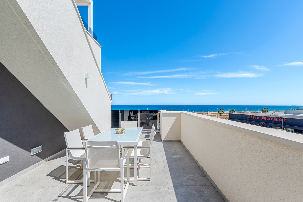 For sale - 3 Bedroom 2 Bathroom Apartment - Penthouse in Orihuela - Orihuela Costa  - Alicante
