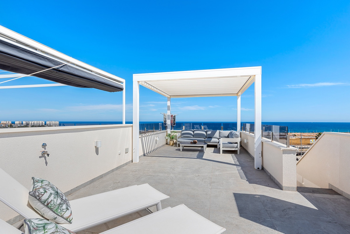 For sale - 3 Bedroom 2 Bathroom Apartment - Penthouse in Orihuela - Orihuela Costa  - Alicante