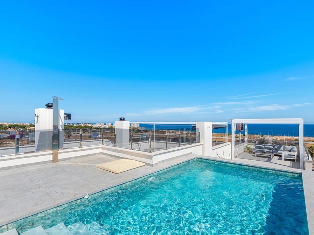 3 Bedroom 2 Bathroom Apartment - Penthouse in Orihuela