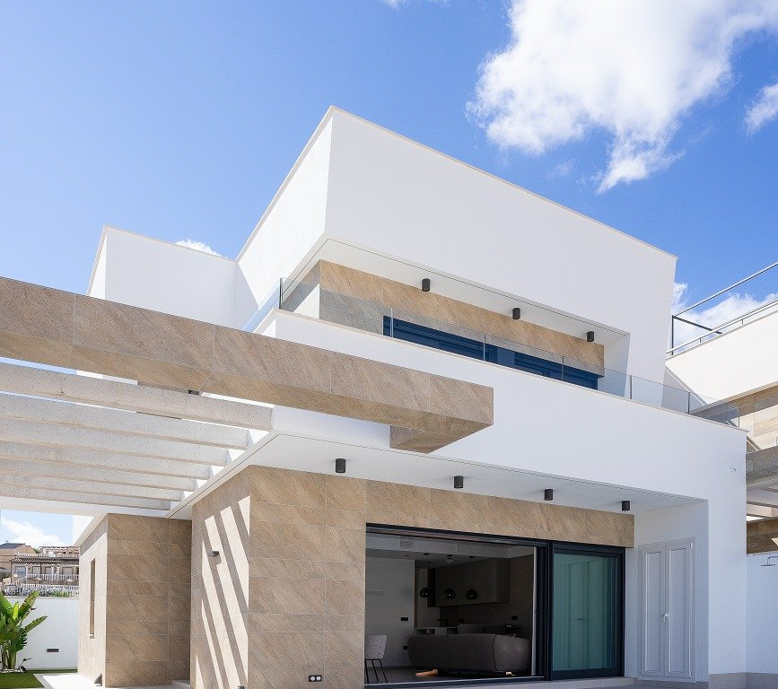 SOLD_3 Bedroom 3 Bathroom Villa in Villamartin