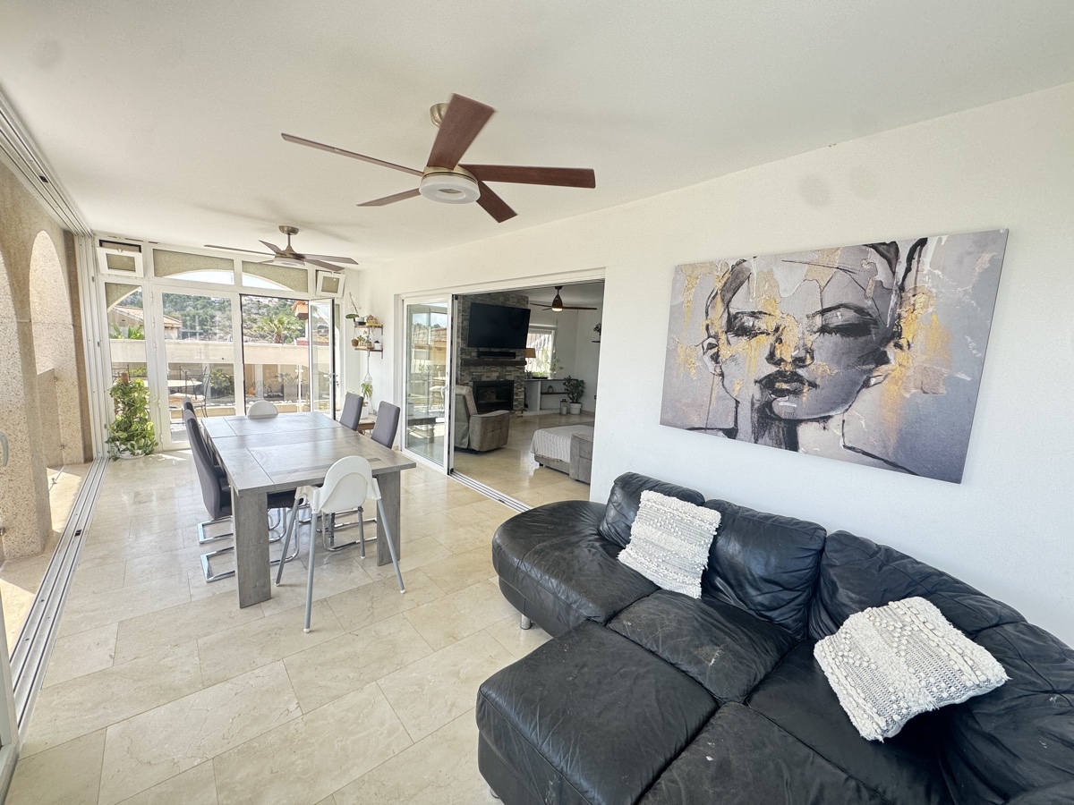 For sale - 5 Bedroom 3 Bathroom Villa in San Miguel De Salinas - , San Miguel De Salinas, Alicante, Spain - Alicante