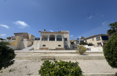 2-14923/67848, 5 Bedroom 3 Bathroom Villa in San Miguel De Salinas