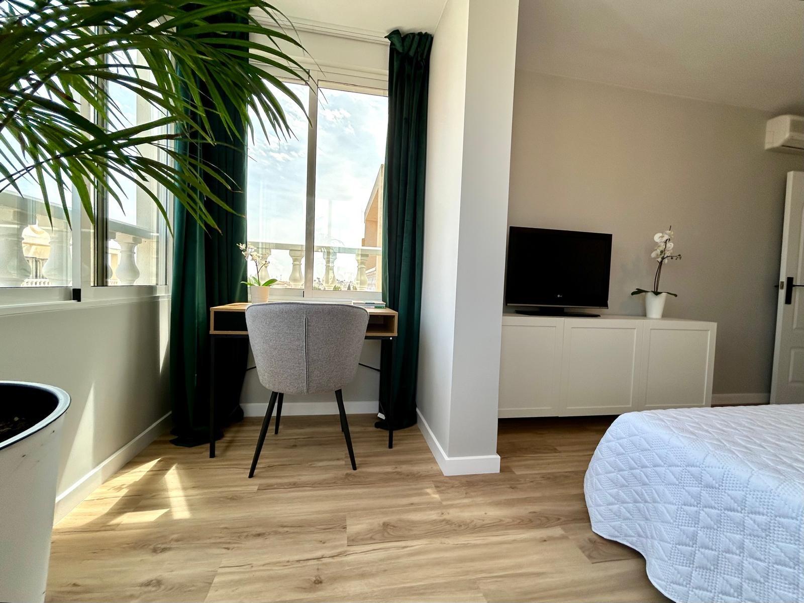 For sale - 3 Bedroom 2 Bathroom Terraced house in Los Altos - Urbanización Perla del Mar  - Alicante