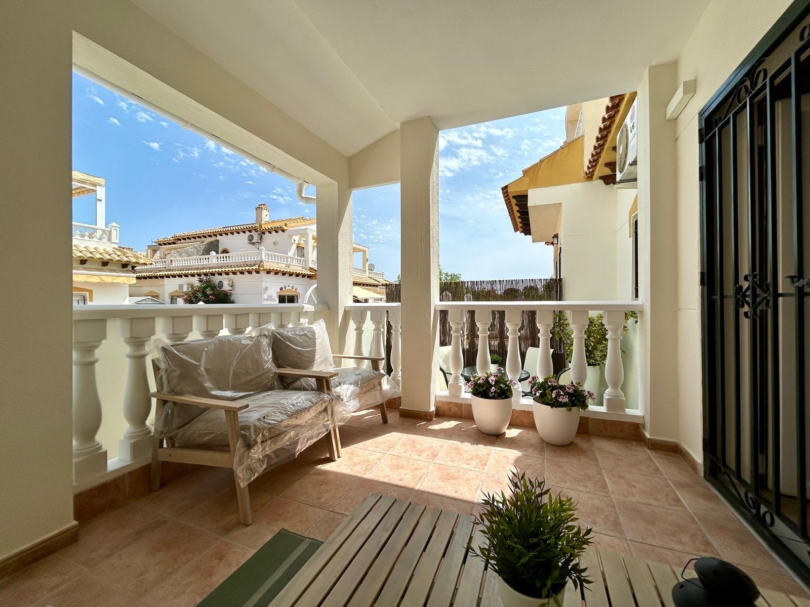 For sale - 3 Bedroom 2 Bathroom Terraced house in Los Altos - Urbanización Perla del Mar  - Alicante