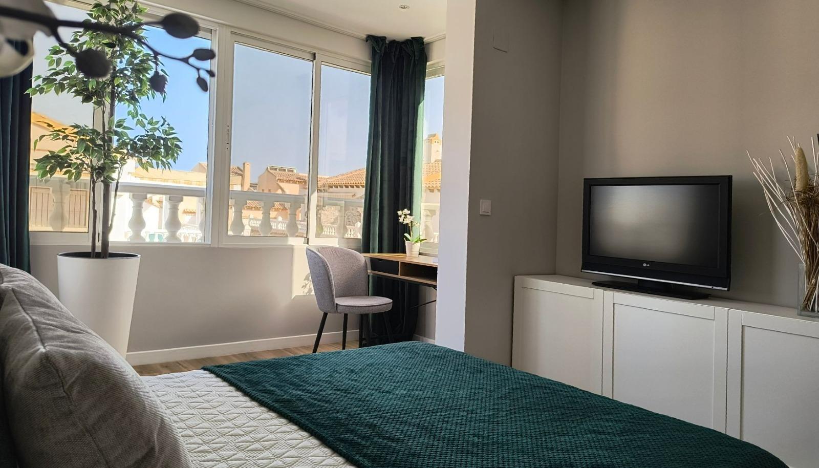 For sale - 3 Bedroom 2 Bathroom Terraced house in Los Altos - Urbanización Perla del Mar  - Alicante