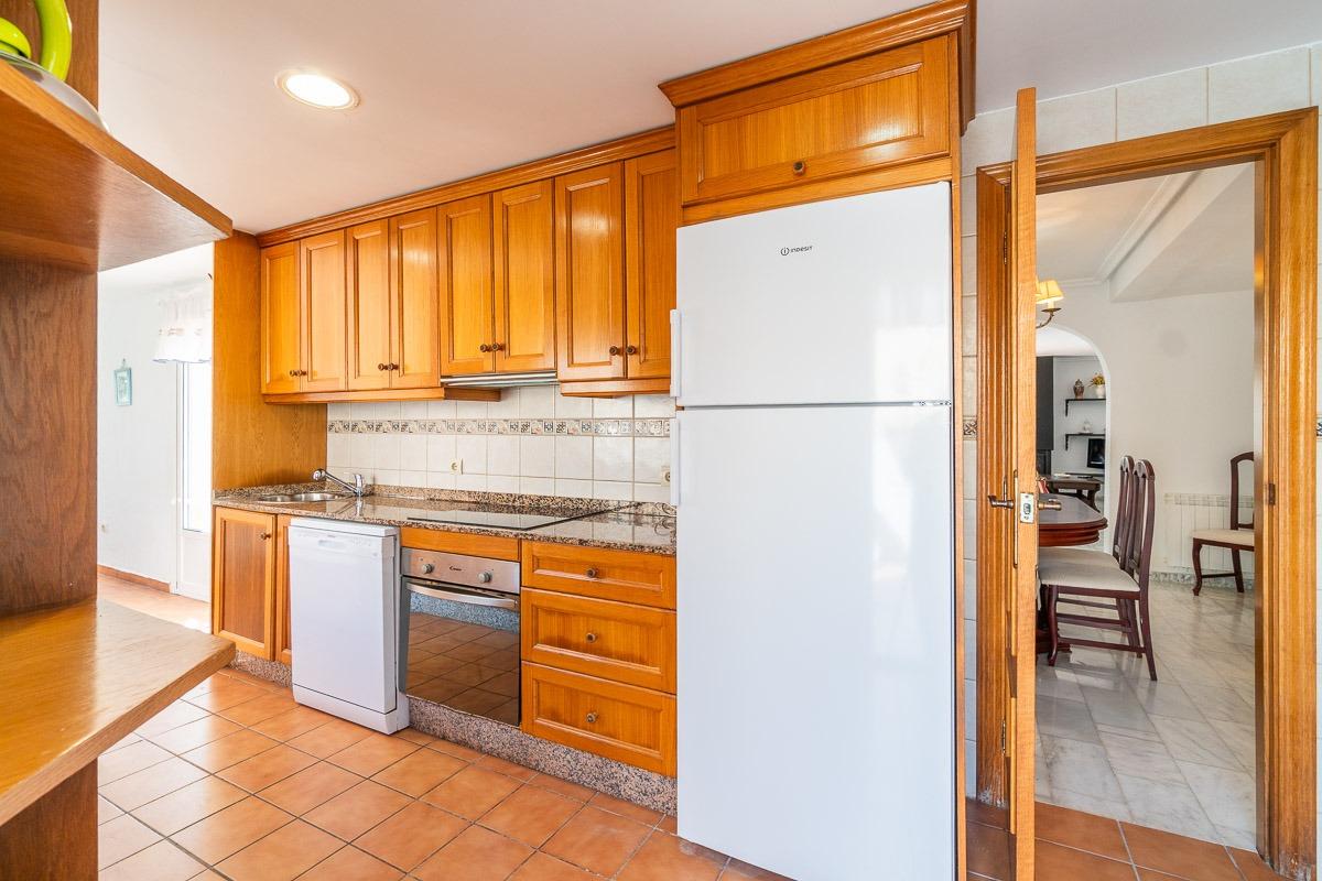 For sale - 4 Bedroom 3 Bathroom Villa in Torrevieja - Cala de cabo cervera  - Alicante
