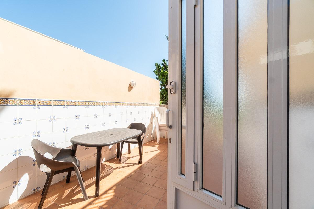 For sale - 4 Bedroom 3 Bathroom Villa in Torrevieja - Cala de cabo cervera  - Alicante
